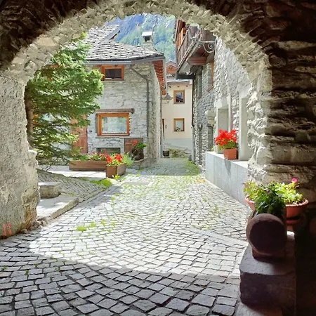 Apartment The Saxe Relax In The Mountain Courmayeur